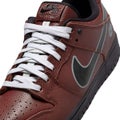 Nike SB Dunk Low 'Limosine', dark pony / black / silver / white