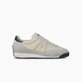 Karhu Mestari, foggy dew / turtledove.