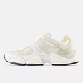 New Balance 9060, turtledove / angora / sea salt