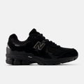 New Balance 2002 'Protection Pack' GORE-TEX, black / black metallic