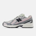 New Balance 740, pink granite / mineral / garter snake