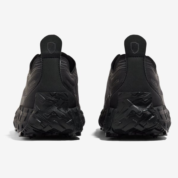 Norda 001A, stealth black