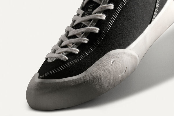 Village PM 1:30PM, black / whisper white