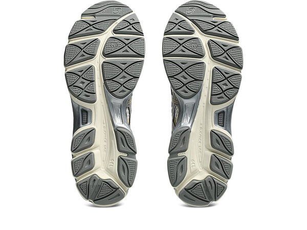 Asics GEL-CUMULUS 16, cream / clay grey