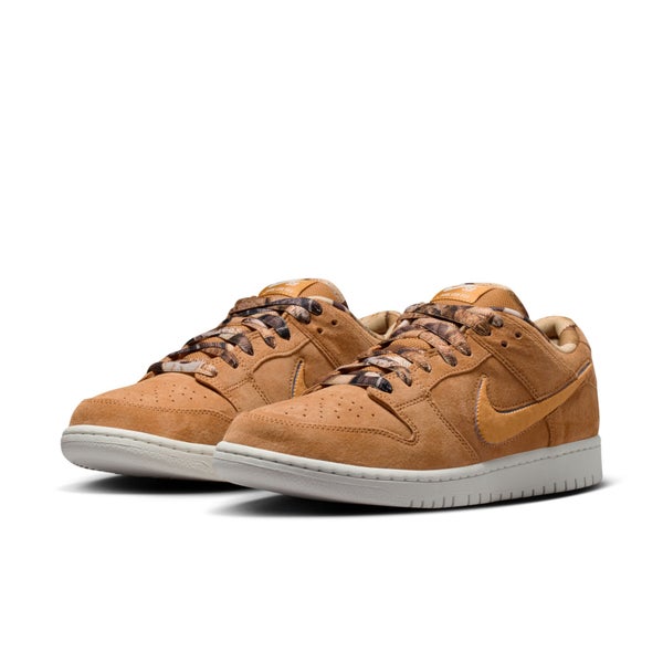 Nike SB Dunk Low 'Note Manchester', flax / honey comb / summit white / sail