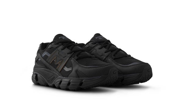 Karhu Super Fulcrum, black / black