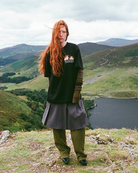 Pleasures Dynamic Short Sleeve Crewneck, black