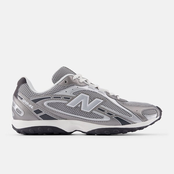 New Balance 204L, dark silver metallic / slate grey