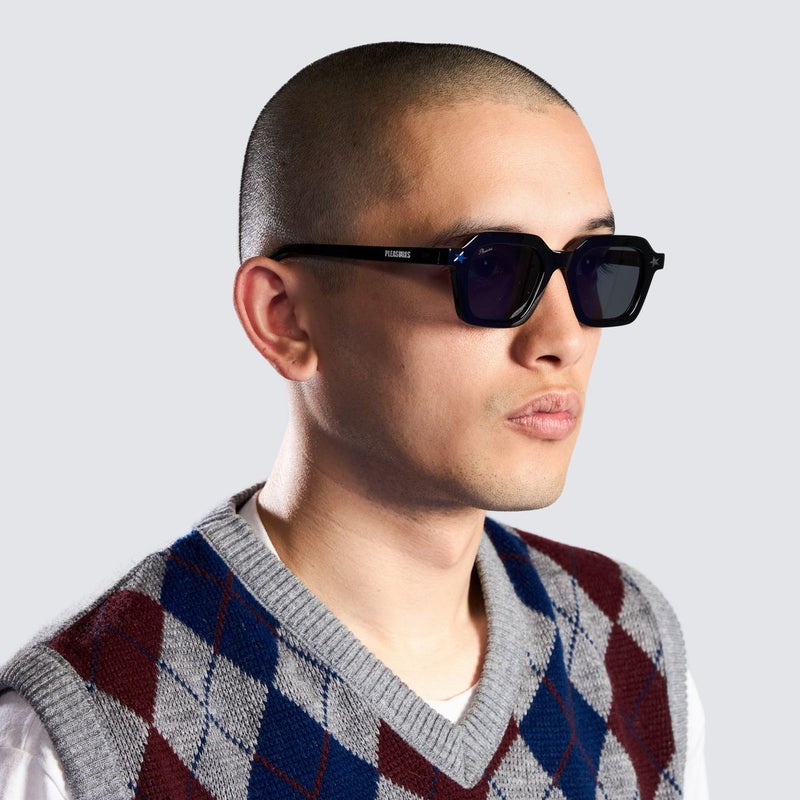 Pleasures X Akila Era Sunglasses, black