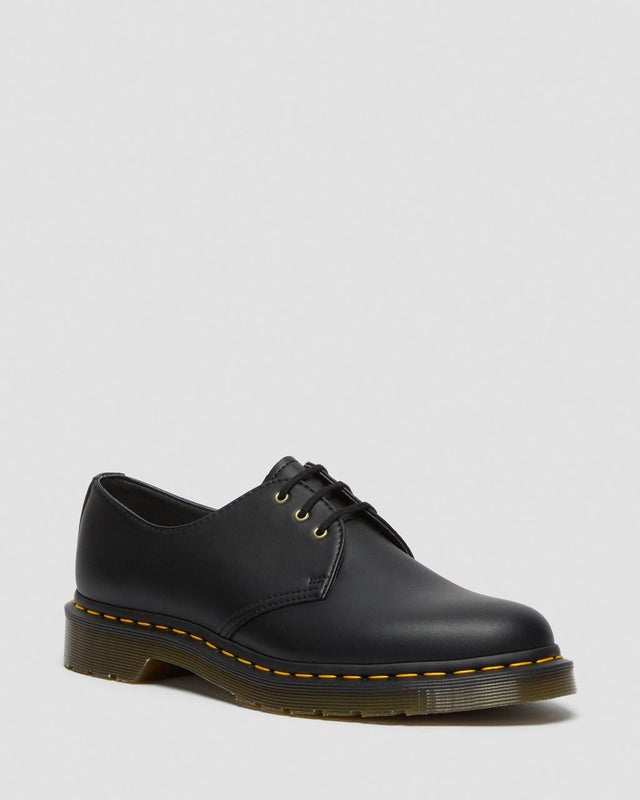 Dr. Martens 1461 VEGAN, black.