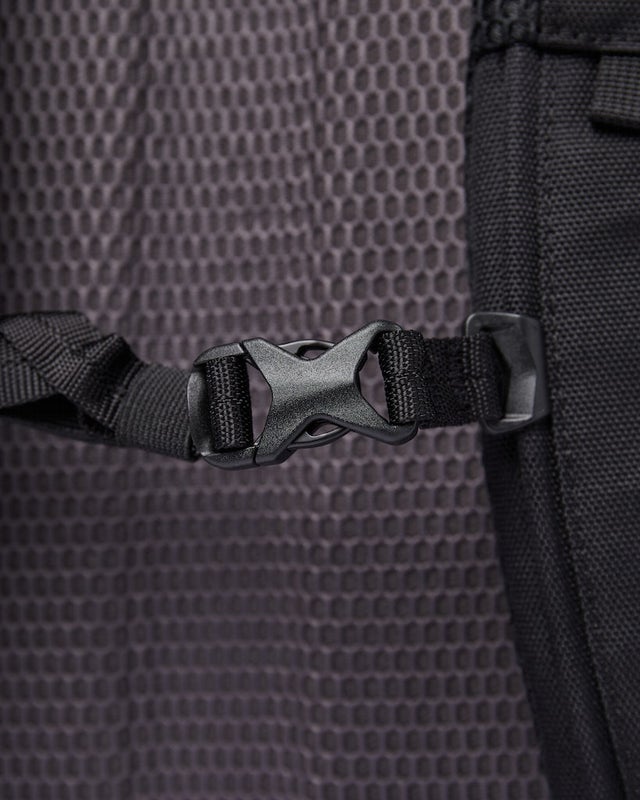 Sandqvist Walter, black