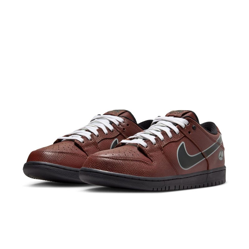 Nike SB Dunk Low 'Limosine', dark pony / black / silver / white