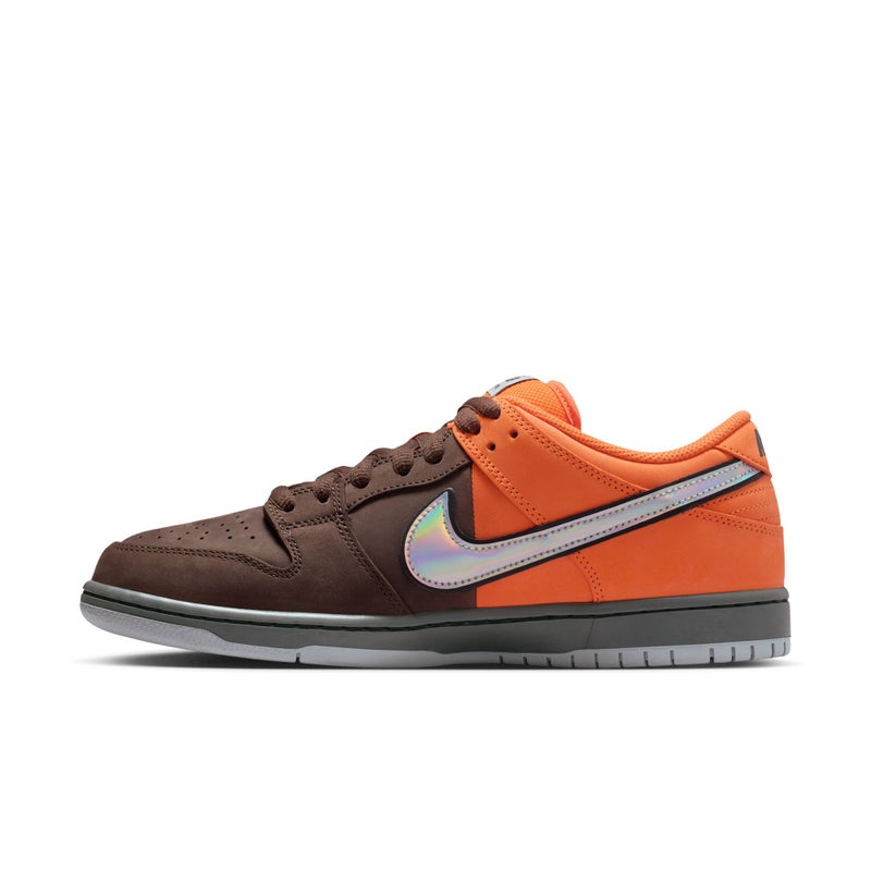 Nike SB Dunk Low 'Muni Fast Pass', safety orange / wolf grey / baroque brown