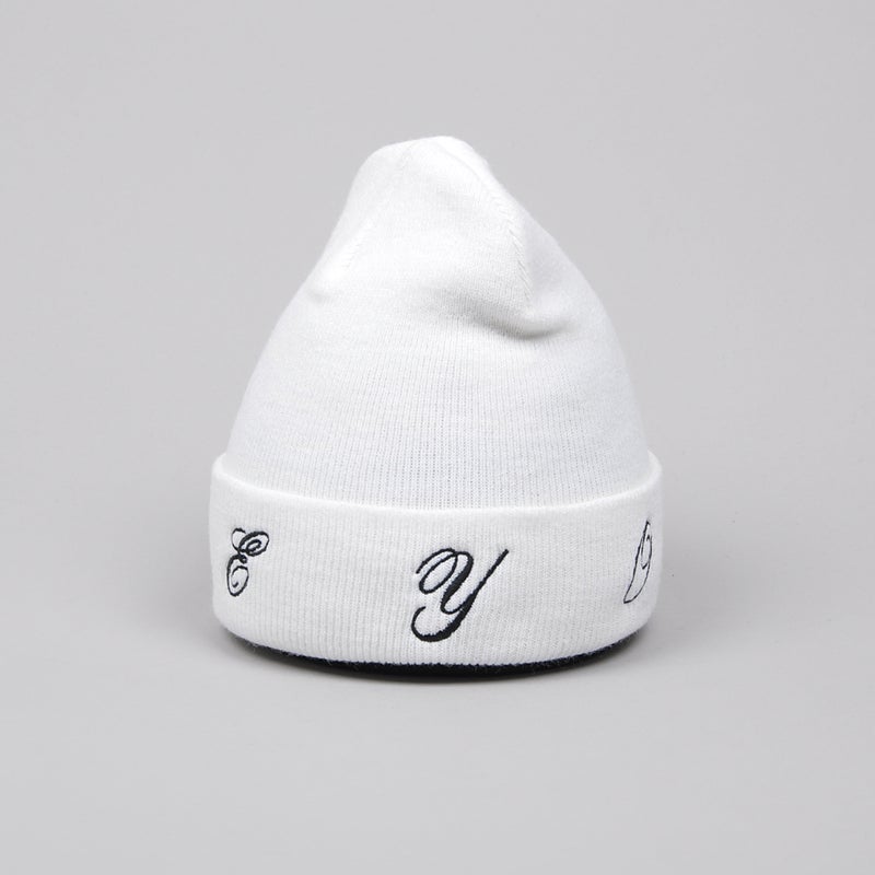 Beyond All Caps beanie, white