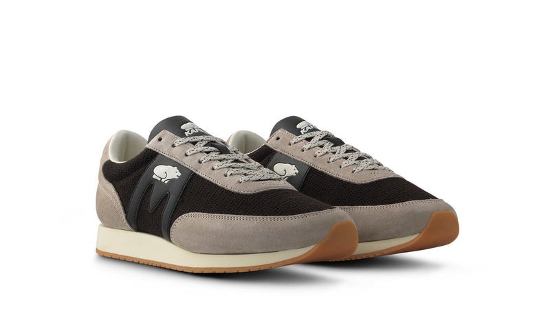 Karhu Albatross 82, silver lining / jet black