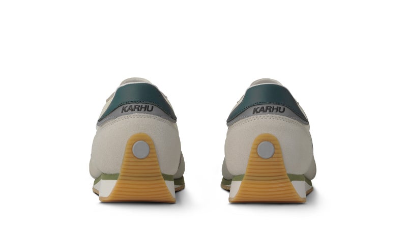 Karhu Mestari, foggy dew / amparo blue