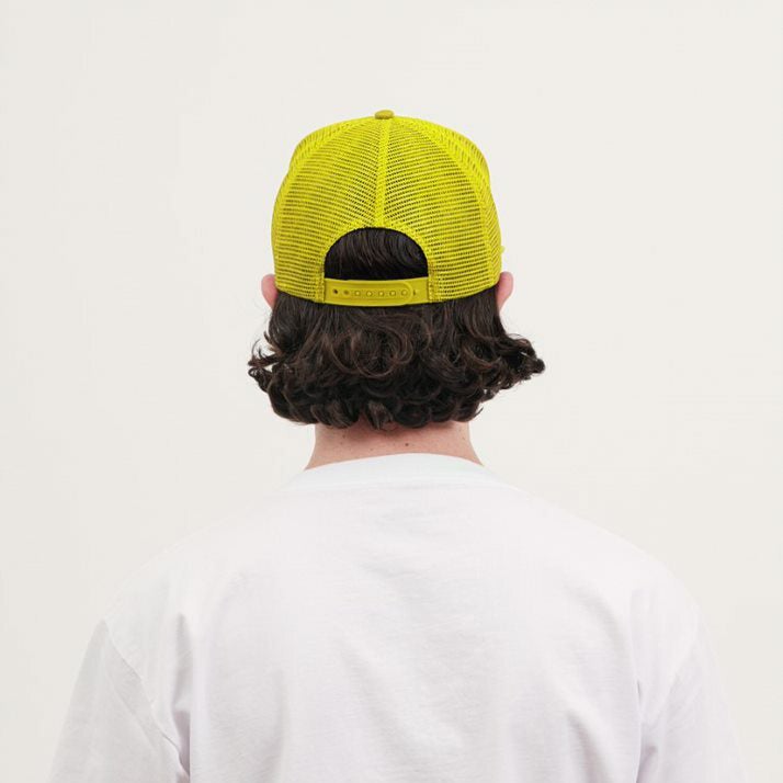 Rassvet Window Logo trucker, yellow