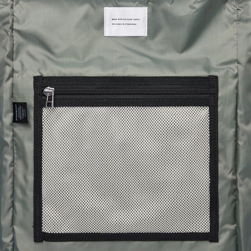 Sandqvist Bernt, black