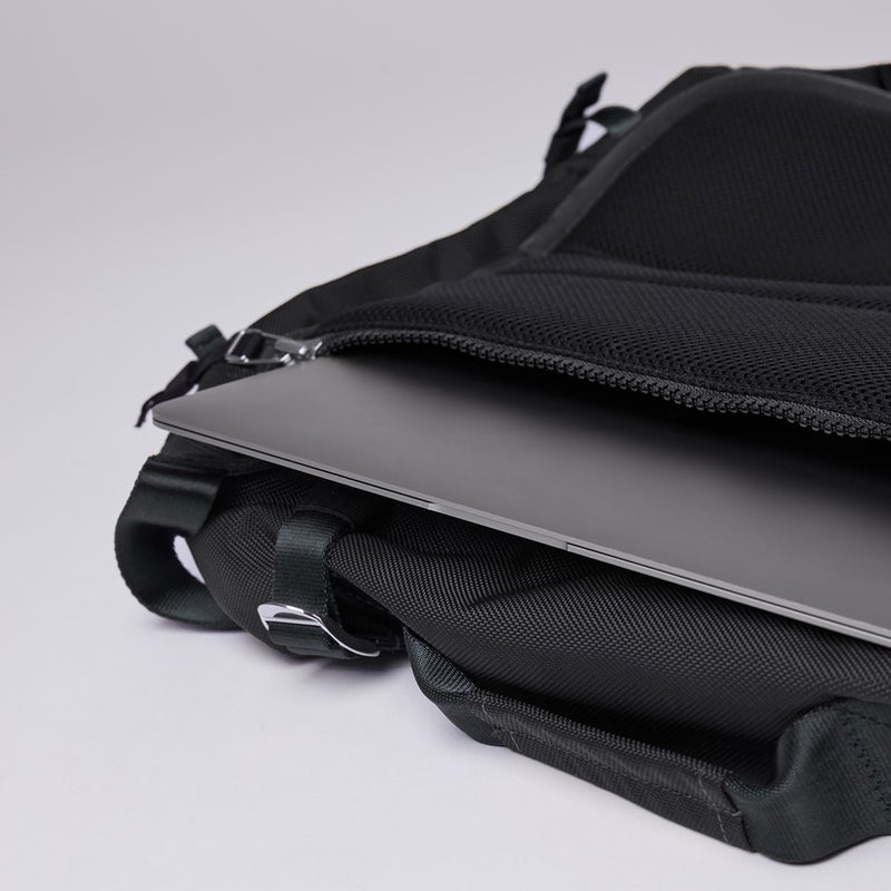 Sandqvist Zeke, black