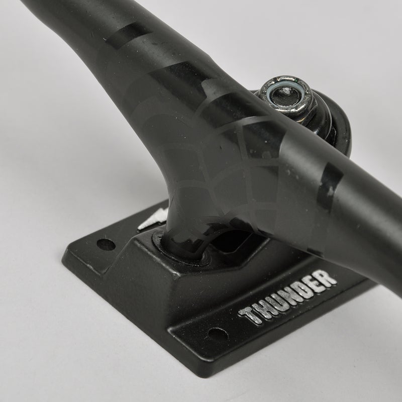 Thunder Sonora Black trucks