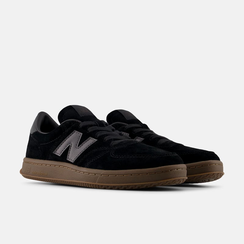 New Balance T500, black / black cement / gum