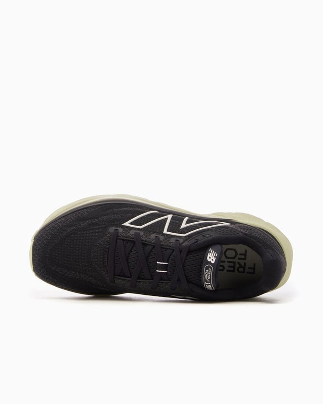 New Balance 1080, black