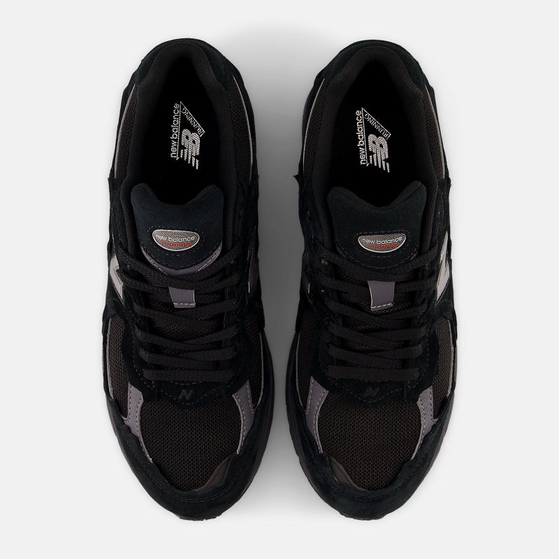 New Balance 2002 'Protection Pack' GORE-TEX, black / magnet