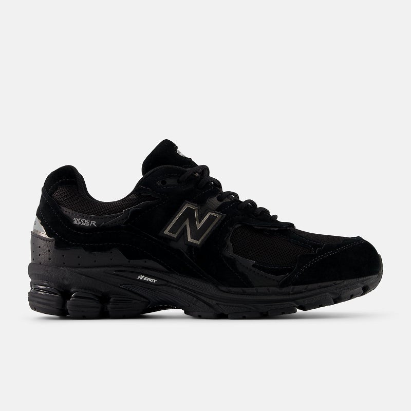 New Balance 2002 'Protection Pack' GORE-TEX, black / black metallic