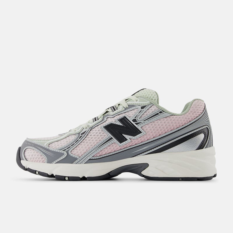 New Balance 740, pink granite / mineral / garter snake