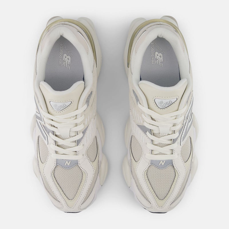 New Balance 9060, sea salt / moonbeam